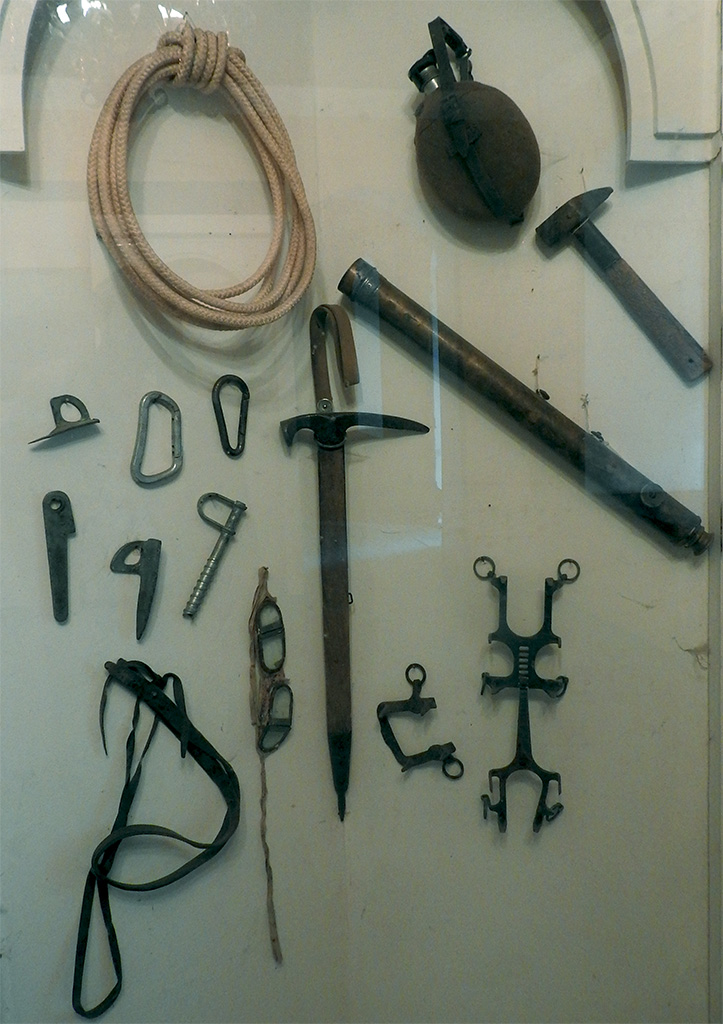 Ezek az eszközök segítették egykoron a hegymászókat.