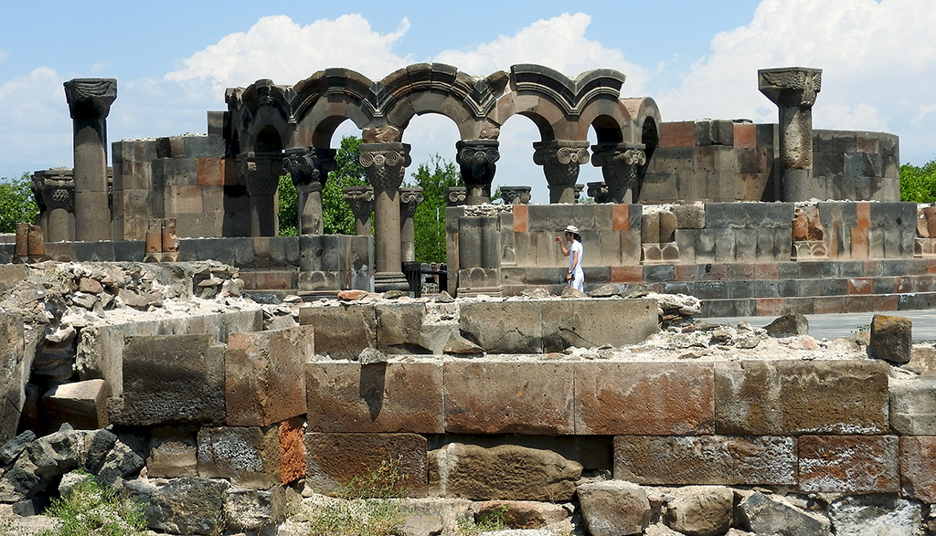 Zvartnots templomának romjai.